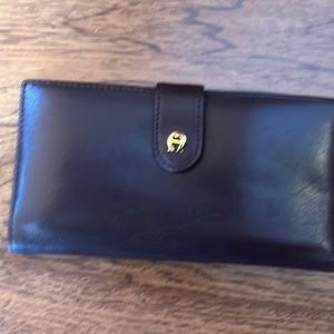 Etienne Aigner Burgundy Wallet Billfold in pristine condition